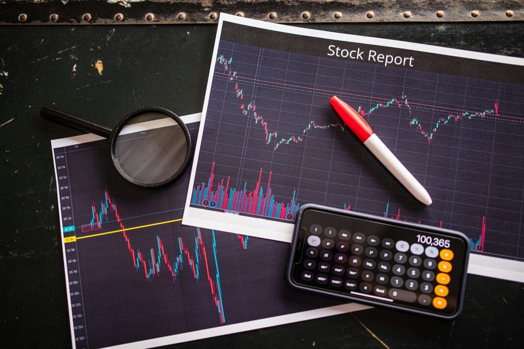 pexels-rdne-7947707 leverage can significantly amplify both profits and losses